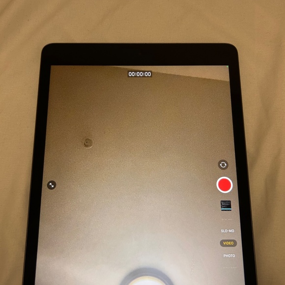 ipad 9th generation - Picture 3 of 4
